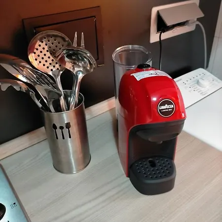 Posizione Comoda Apartamento *